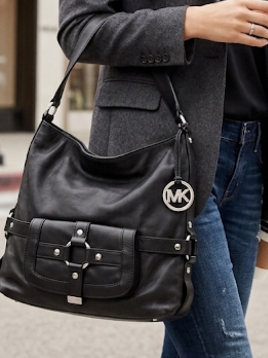 Michael Kors Handbags - Michael Kors Black Leather Shoulder Bag